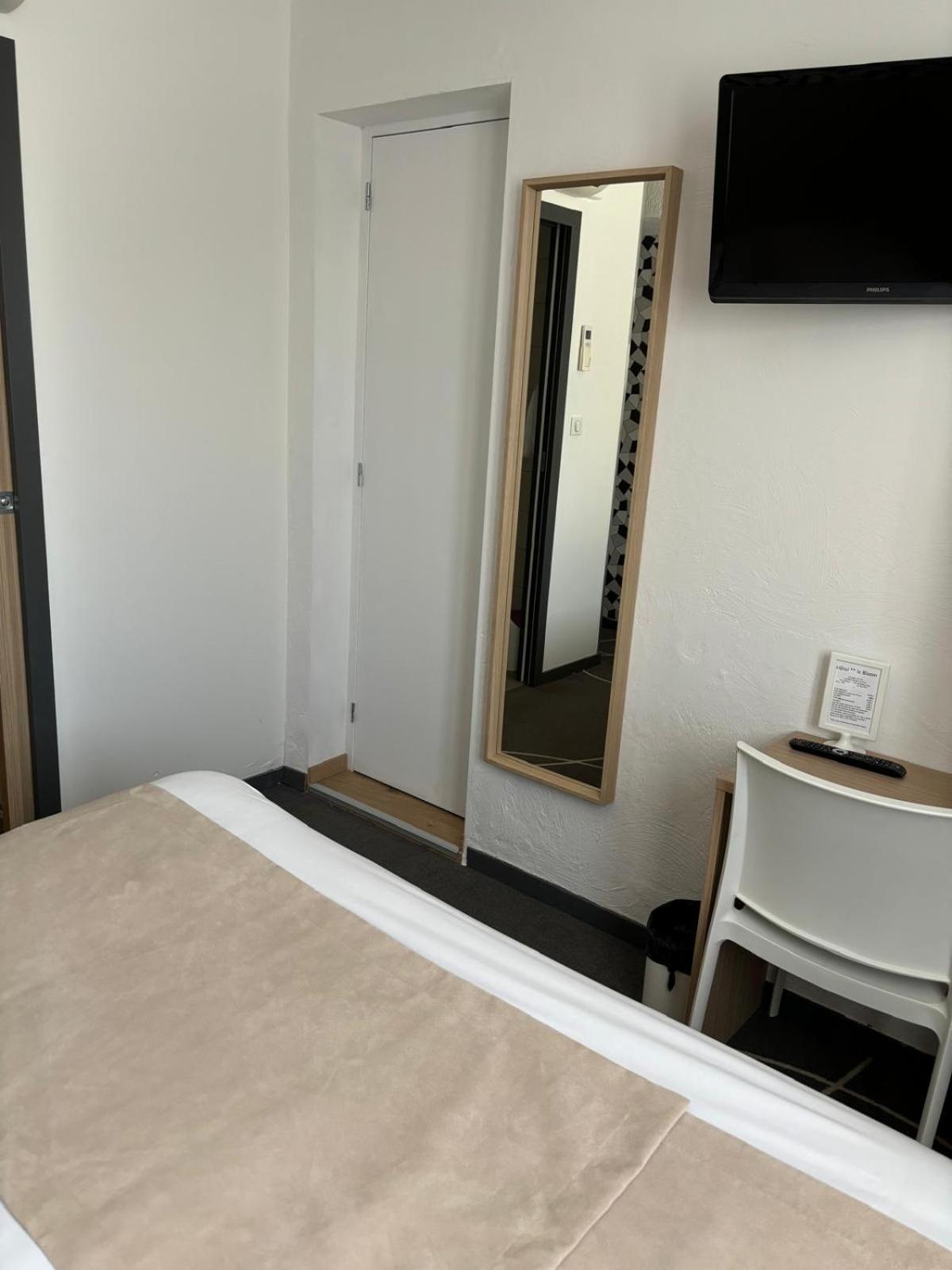 Hotel Le Blason Amboise Luaran gambar