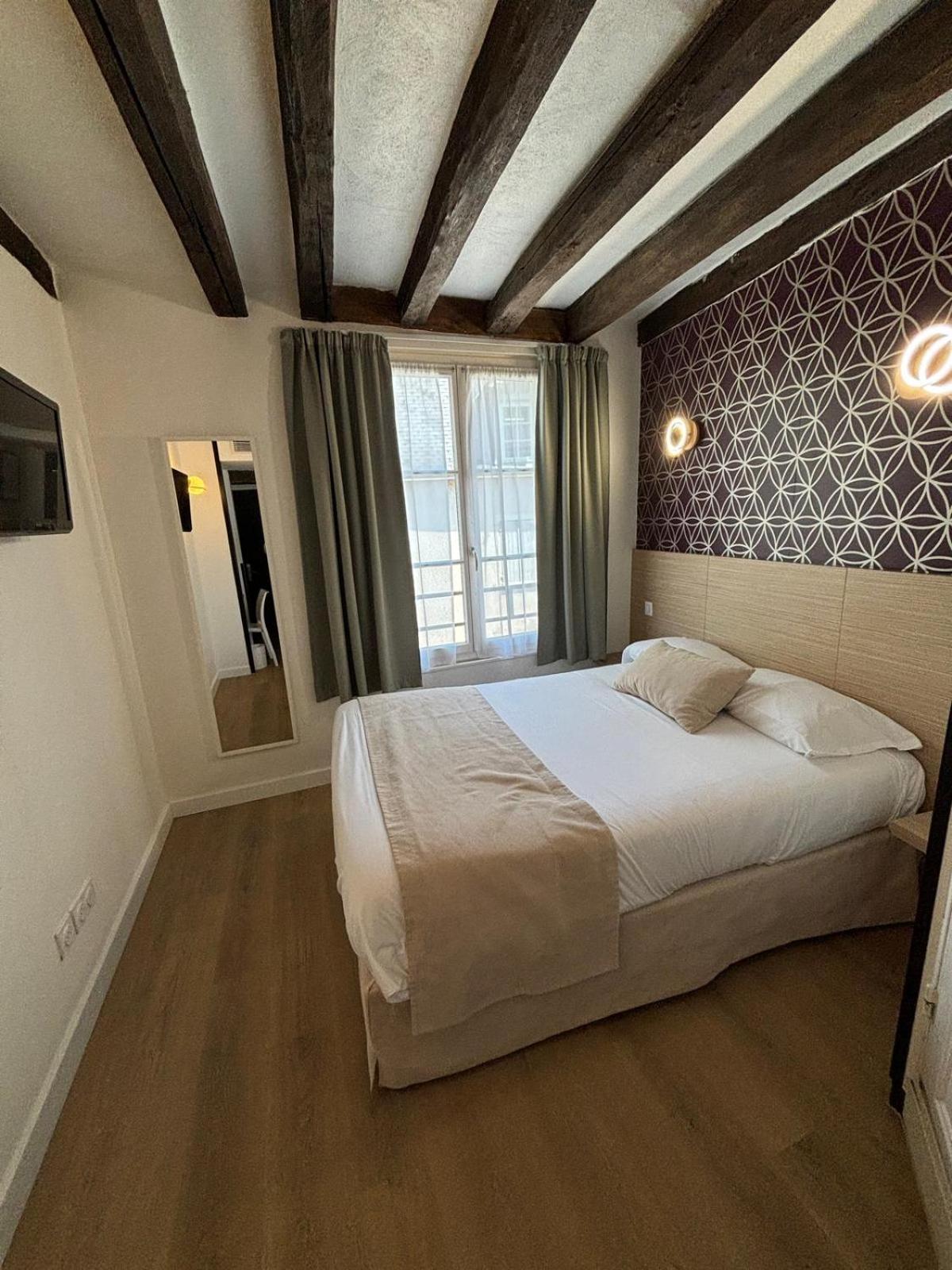 Hotel Le Blason Amboise Luaran gambar